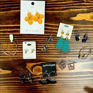Assorted earrings